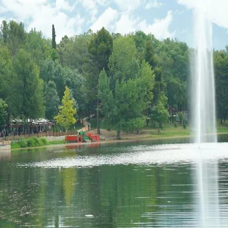 Cozy Flat Near Air Albania Stadium 2 *