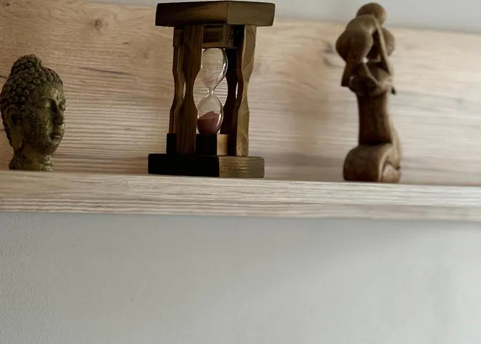 Cozy Flat Near Air Albania Stadium 2 *