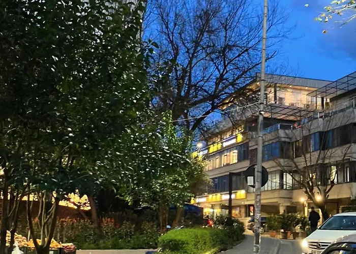 Cozy Flat Near Air Albania Stadium 2 地拉那