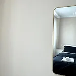 Cozy Flat Near Air Albania Stadium 2 Lejlighed