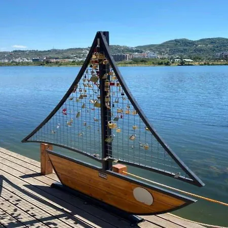 Cozy Flat Near Air Albania Stadium 2 *