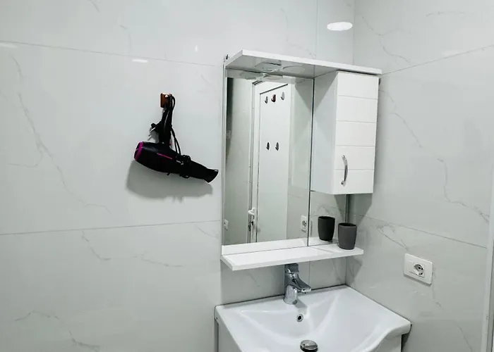 Cozy Flat Near Air Albania Stadium 2