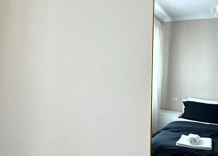 Cozy Flat Near Air Albania Stadium 2 Appartement